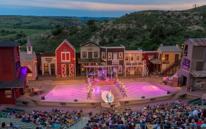 what are the 12 best small towns in north dakota