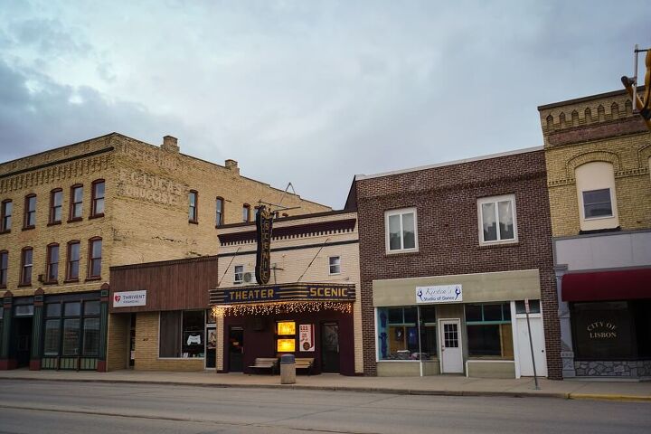 what are the 12 best small towns in north dakota