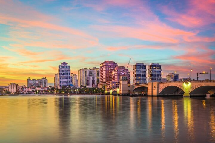 what are the pros and cons of living in west palm beach florida
