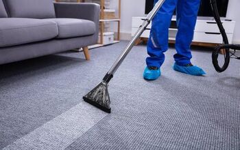 How Much To Tip Carpet Cleaners? (Find Out Now!)
