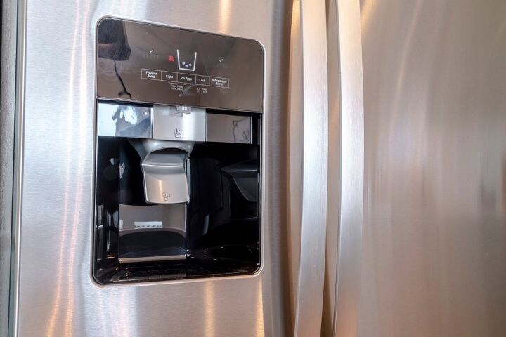 Samsung Refrigerator Ice Maker Not Dumping Ice? (Fix It Now!)