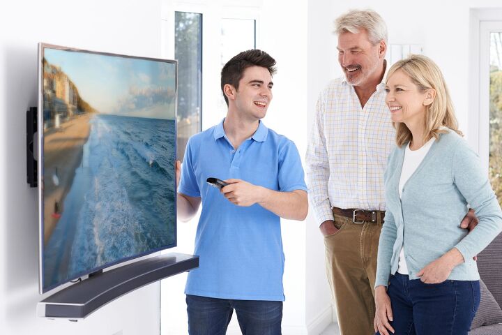 Can You Mount A Curved TV On The Wall? (Find Out Now!)