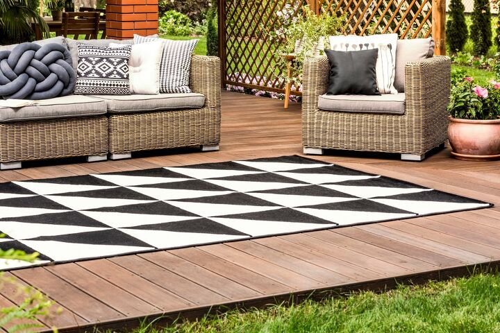 can indoor outdoor carpet get wet find out now