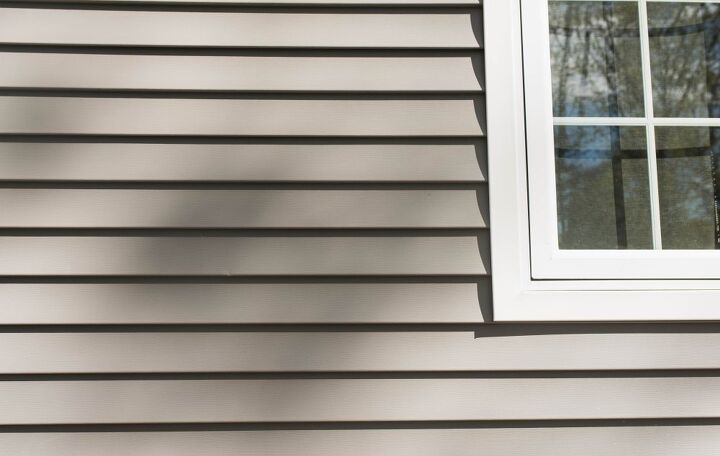 Vinyl Siding Keeps Coming Loose? (We Have a Fix!)