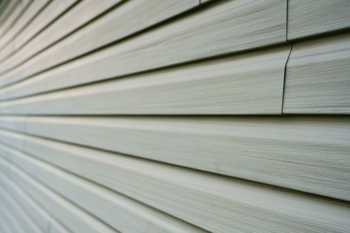 Polymer Vs. Vinyl Siding: What Are The Major Differences?