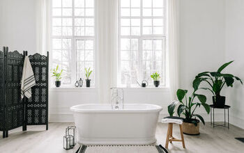 What Are The Pros And Cons Of Freestanding Bathtubs?