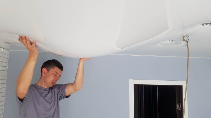 6 Types Of Ceiling Cracks And How To Fix Them | Upgradedhome.com