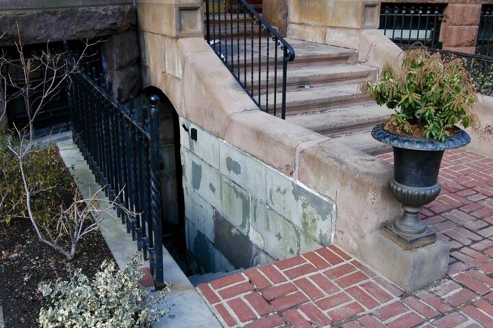 What Is An English Basement? (Find Out Now!) | Upgradedhome.com
