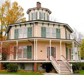 Octagon House Plans (with Real Examples)
