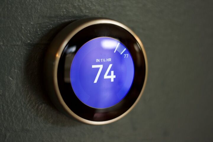 Iris Vs. Nest Thermostats: What Are The Major Differences?