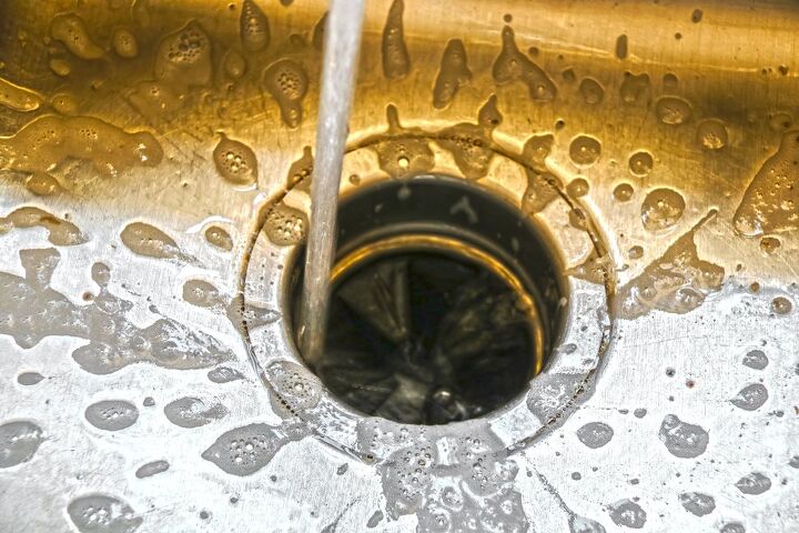 Grinding Metal Noise From Garbage Disposal? (Possible Causes & Fixes