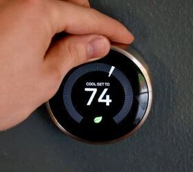 Thermostat Flashing "Cool On" But Not Working? (Possible Causes & Fixes)