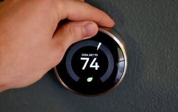 Thermostat Flashing "Cool On" But Not Working? (Possible Causes & Fixes)