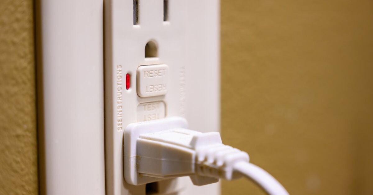 Why Do GFCI Outlets Have A Blinking Red Light? (Find Out Now