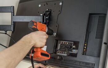 What Size Screws For A Samsung TV Mount? (Find Out Now!)
