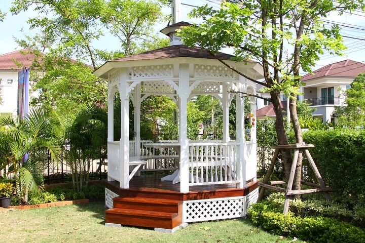 how much does it cost to build a gazebo