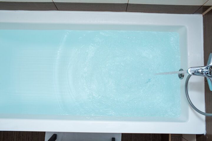 why is my bath water blue find out now