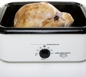 Can You Put A Foil Pan In An Electric Roaster Oven? (Find Out Now!)
