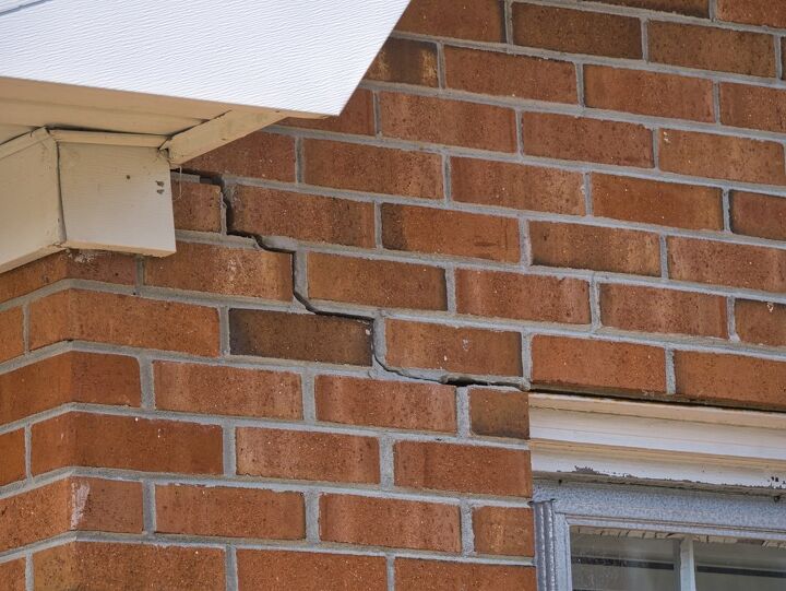 How Much Does Tuckpointing and Repointing Cost?