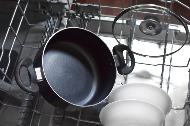 can you put pampered chef pans in the dishwasher find out now