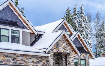 How Much Snow Can A Roof Hold? (Find Out Now!)