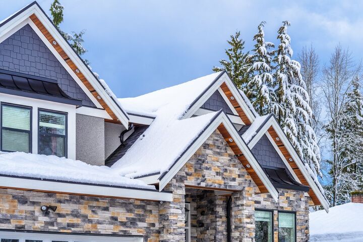 how much snow can a roof hold find out now