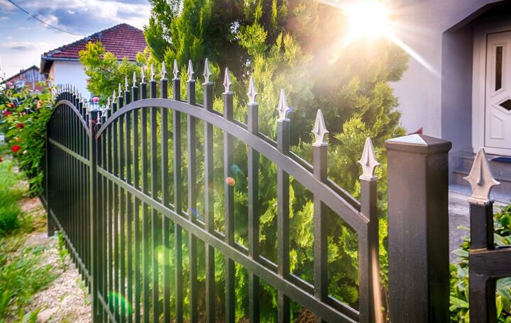 what kind of paint to use on wrought iron fence we have the answer