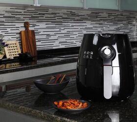 Can You Put Plastic In An Air Fryer? (Find Out Now!)