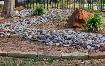 Can You Put River Rock Over Mulch?