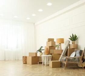 how long can you hold an apartment before moving in