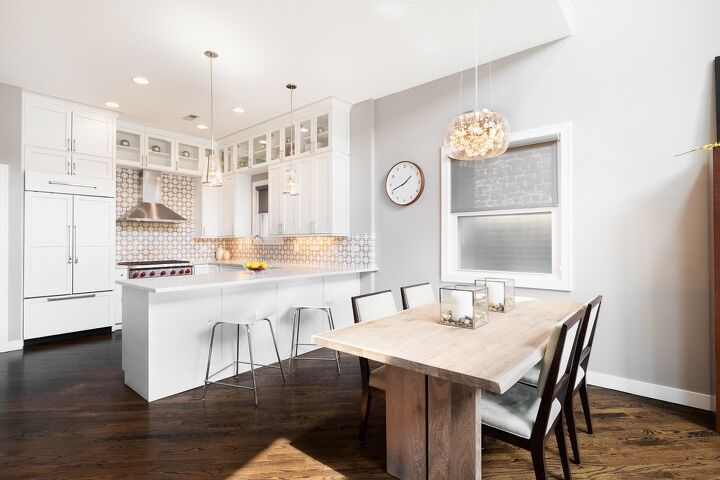 what color kitchen table with white cabinets