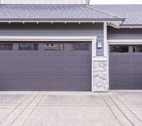 does homeowners insurance cover garage doors