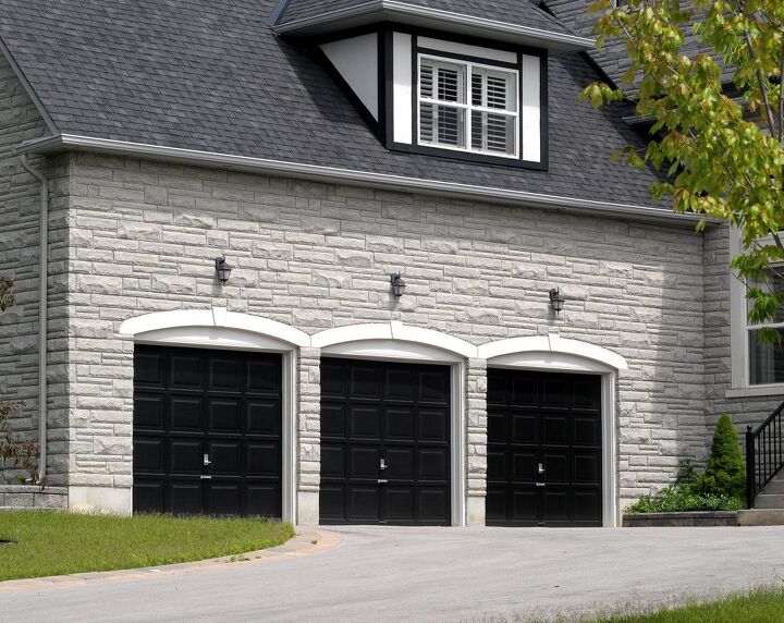 Are Black Garage Doors A Bad Idea?