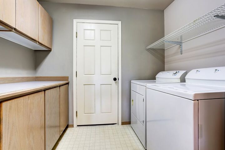 Does A Laundry Room Need A Door?