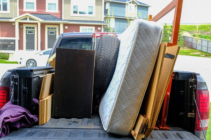 What Size Mattress Fits in a Truck Bed?