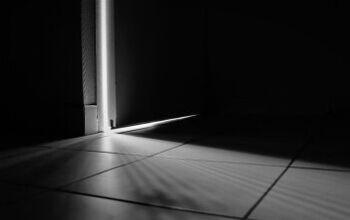 How To Stop Light From Coming Through Door