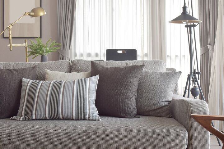 How To Mix And Match Pillows On A Sofa