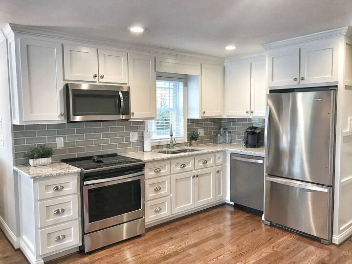 What's The Ideal Distance Between Counter And Upper Cabinet ...