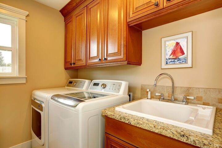 does a laundry room need a sink