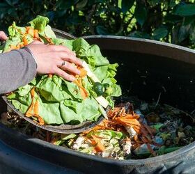What Containers To Use When Storing Compost