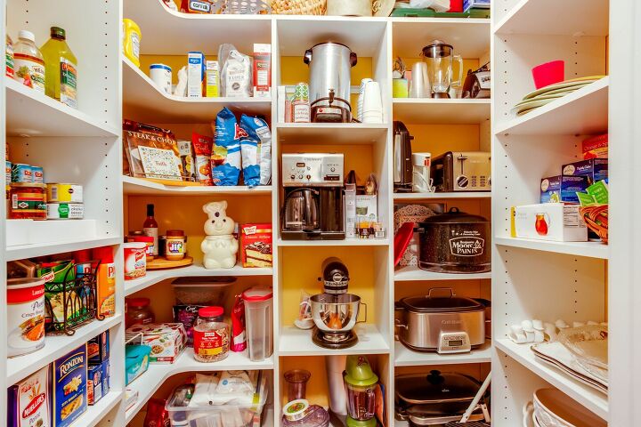 how to organize a deep pantry