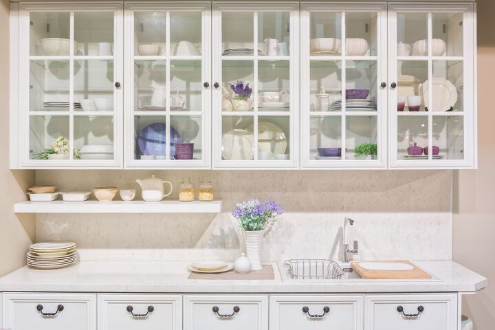 what to put in glass cabinets in your kitchen