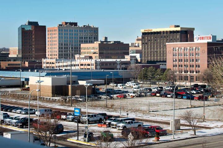 the 10 most dangerous and worst cities to live in iowa