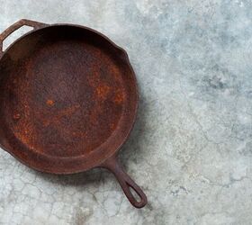 When Is It Time To Throw Out A Cast Iron Skillet?
