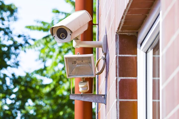 how many security cameras do i need for my home