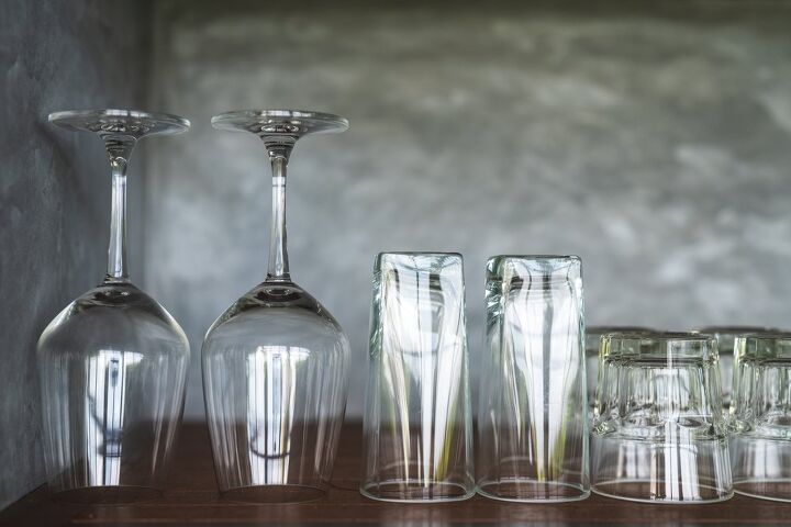 Should Glassware Face Up Or Down In A Kitchen Cabinet?