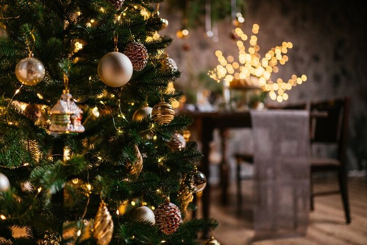 when should you decorate for christmas