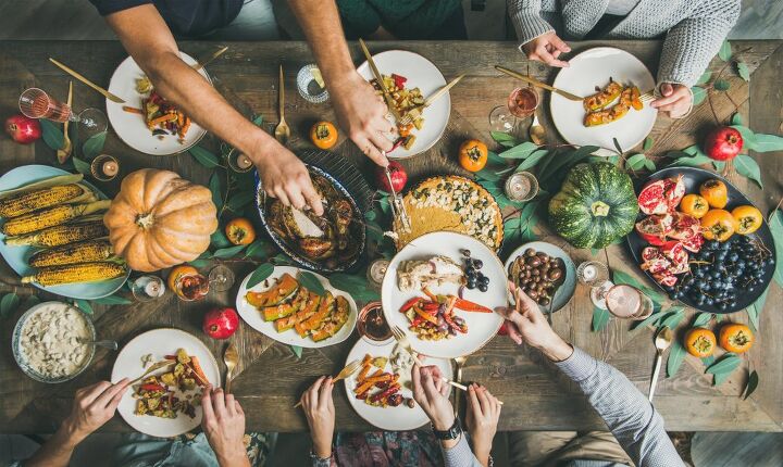 how to keep thanksgiving food hot when your kitchen space is limited