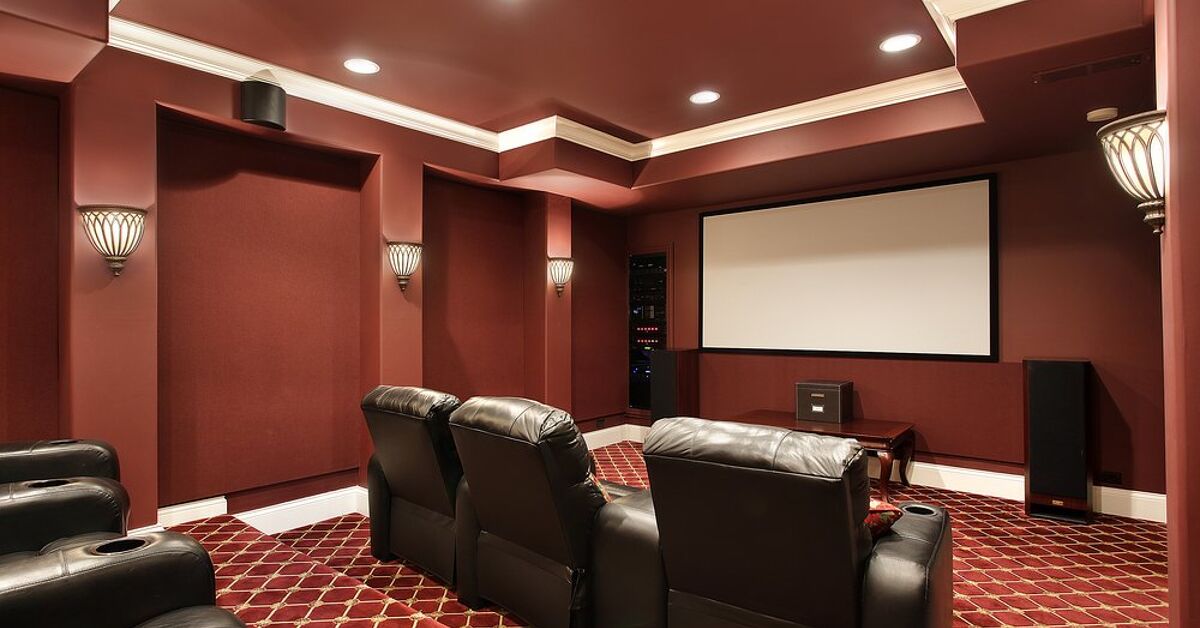 How To Make A Home Theater Room (On A Budget) | Upgradedhome.com