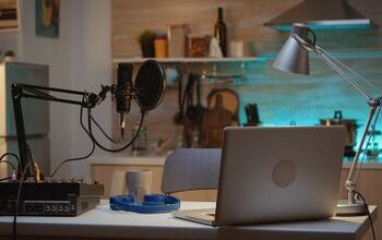 How To Set Up A Podcast Studio At Home